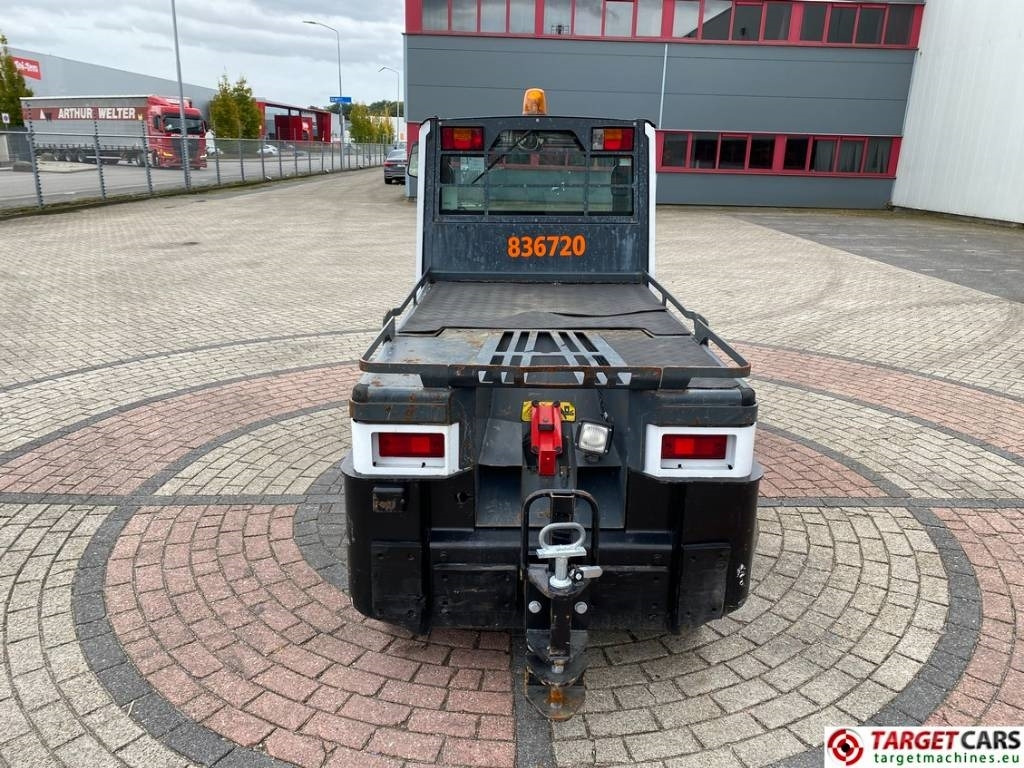 جرار خدمات بلدية Linde P250 Tow Tug Truck Tractor Electric 80V Max 25T: صورة 18 جرار خدمات بلدية Linde P250 Tow Tug Truck Tractor Electric 80V Max 25T: صورة 18