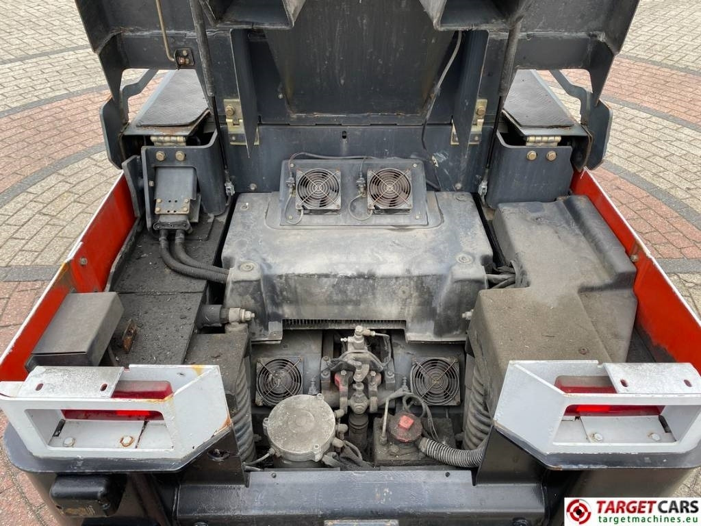 جرار خدمات بلدية Linde P250 Tow Tug Truck Tractor Electric 80V Max 25T: صورة 21 جرار خدمات بلدية Linde P250 Tow Tug Truck Tractor Electric 80V Max 25T: صورة 21