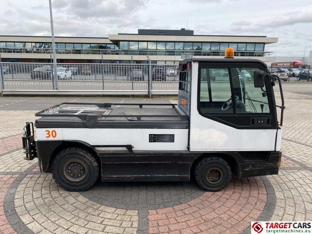 جرار خدمات بلدية Linde P250 Tow Tug Truck Tractor Electric 80V Max 25T: صورة 26 جرار خدمات بلدية Linde P250 Tow Tug Truck Tractor Electric 80V Max 25T: صورة 26