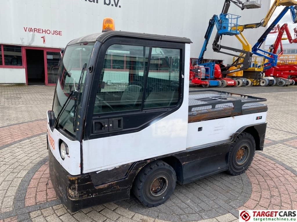 Linde P250 Tow Tug Truck Tractor Electric 80V max 25T  - جرار خدمات بلدية: صورة 1 Linde P250 Tow Tug Truck Tractor Electric 80V max 25T  - جرار خدمات بلدية: صورة 1