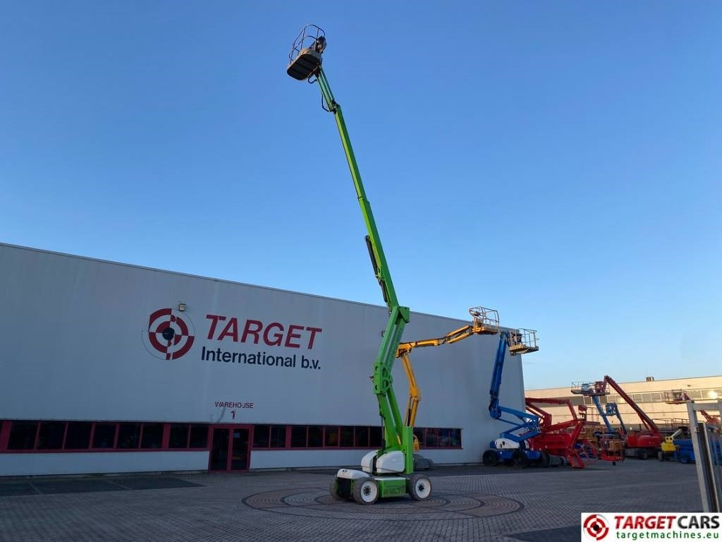 Niftylift HR15NDE Articulated BiFuel Boom Work Lift 1550cm - مرفاع مفصلي: صورة 5 Niftylift HR15NDE Articulated BiFuel Boom Work Lift 1550cm - مرفاع مفصلي: صورة 5