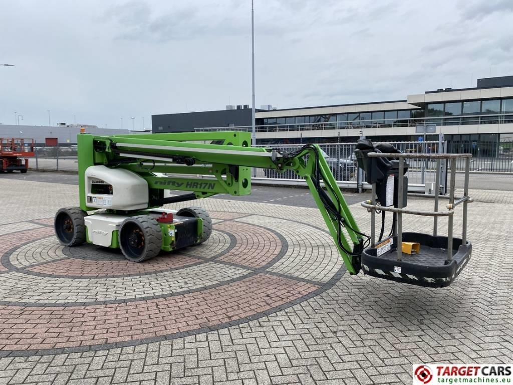 Niftylift HR17NE MK3 Electric Boom Work Lift 1700cm - مرفاع مفصلي: صورة 2 Niftylift HR17NE MK3 Electric Boom Work Lift 1700cm - مرفاع مفصلي: صورة 2