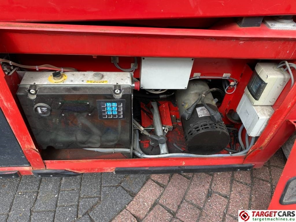 مرفاع مقصي PB Lifttechnik S225-12E Electric Scissor Work Lift 2250cm DEFECT: صورة 11 مرفاع مقصي PB Lifttechnik S225-12E Electric Scissor Work Lift 2250cm DEFECT: صورة 11