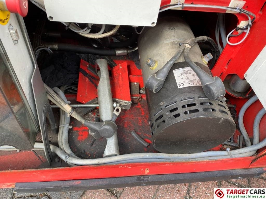 مرفاع مقصي PB Lifttechnik S225-12E Electric Scissor Work Lift 2250cm DEFECT: صورة 12 مرفاع مقصي PB Lifttechnik S225-12E Electric Scissor Work Lift 2250cm DEFECT: صورة 12