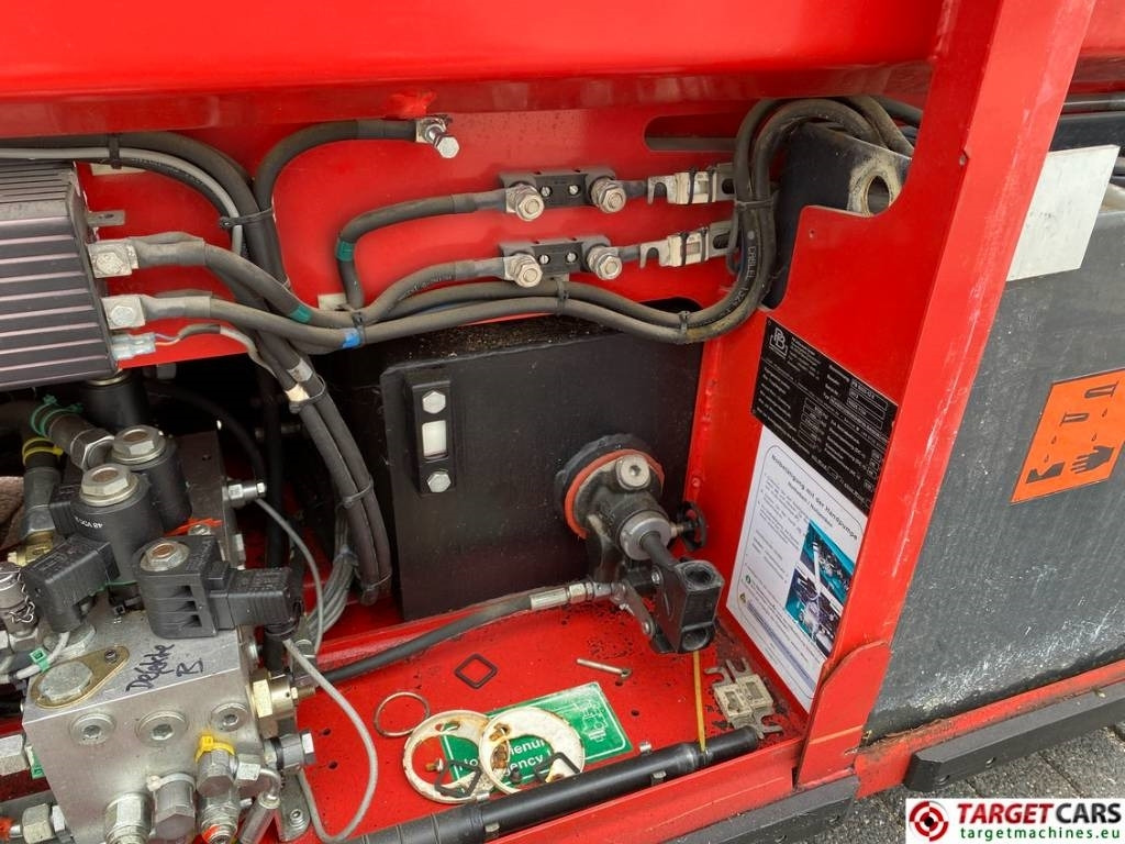 مرفاع مقصي PB Lifttechnik S225-12E Electric Scissor Work Lift 2250cm DEFECT: صورة 18 مرفاع مقصي PB Lifttechnik S225-12E Electric Scissor Work Lift 2250cm DEFECT: صورة 18