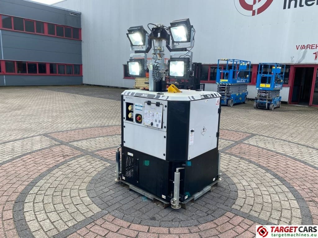 SMC SL80 Tower Light SL80K 4x300W Led - برج إنارة: صورة 4 SMC SL80 Tower Light SL80K 4x300W Led - برج إنارة: صورة 4