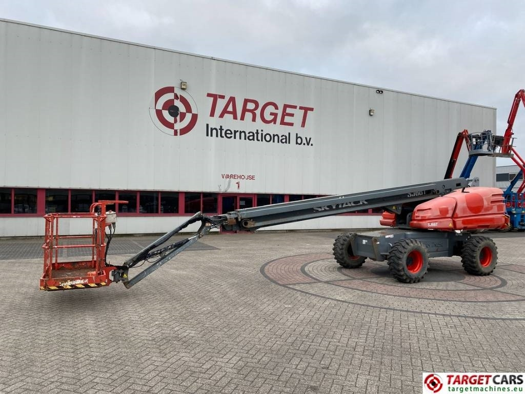 SkyJack SJ66T Telescopic 4x4 Diesel Boom Work Lift 2212cm - مرفاع تلسكوبي: صورة 1 SkyJack SJ66T Telescopic 4x4 Diesel Boom Work Lift 2212cm - مرفاع تلسكوبي: صورة 1