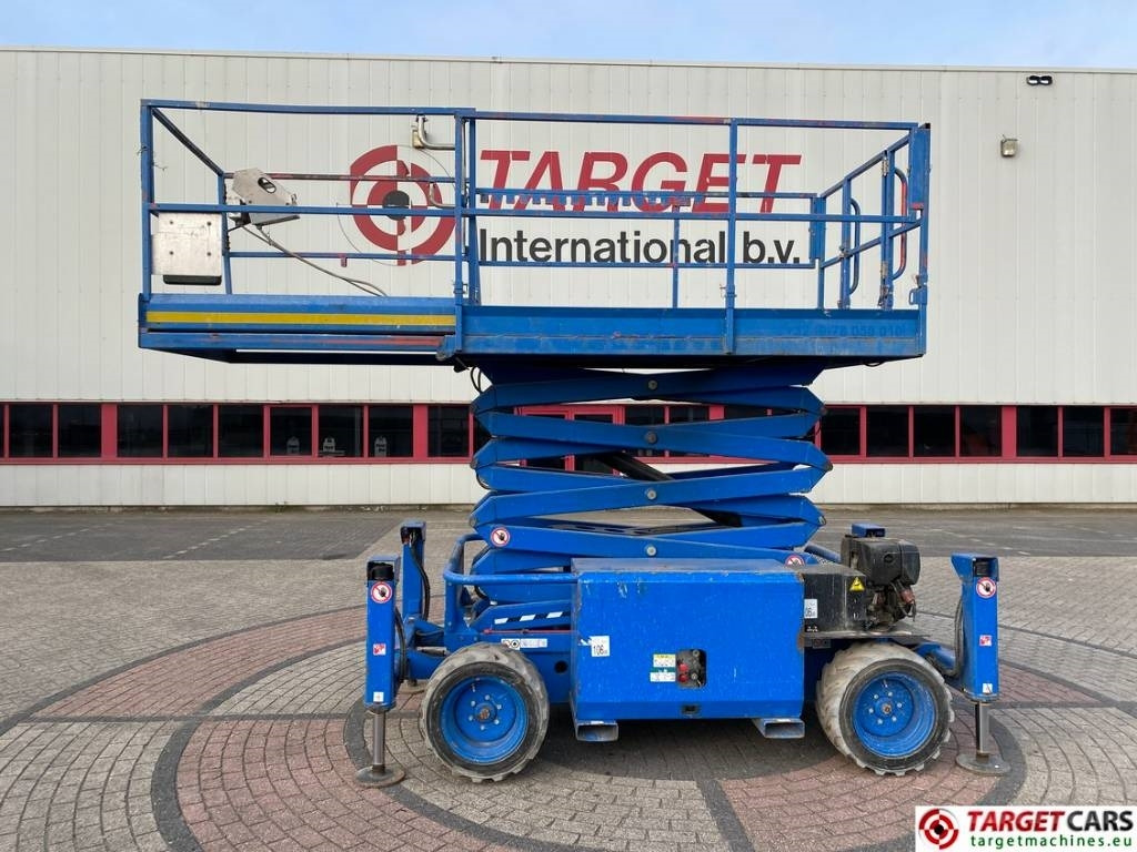 SkyJack SJ6832 RTE HyBrid 4x4 Scissor Work Lift 1175cm - مرفاع مقصي: صورة 5 SkyJack SJ6832 RTE HyBrid 4x4 Scissor Work Lift 1175cm - مرفاع مقصي: صورة 5