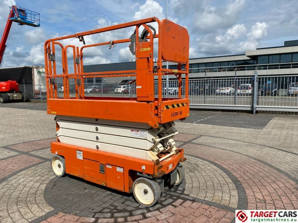 Snorkel S3226E Electric Scissor Work Lift 990cm - مرفاع مقصي: صورة 2 Snorkel S3226E Electric Scissor Work Lift 990cm - مرفاع مقصي: صورة 2