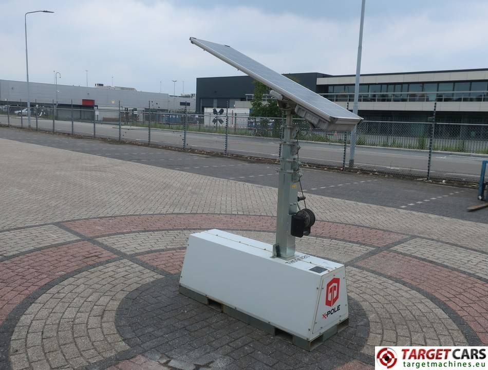 Trime X-Polar Solar Panel 50W Led Tower Light - برج إنارة: صورة 2 Trime X-Polar Solar Panel 50W Led Tower Light - برج إنارة: صورة 2