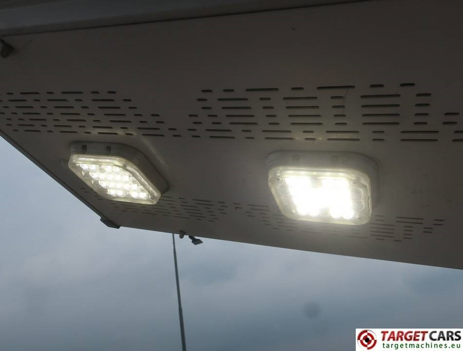 Trime X-Pole 2x25W Led Solar Tower Light - برج إنارة: صورة 5 Trime X-Pole 2x25W Led Solar Tower Light - برج إنارة: صورة 5