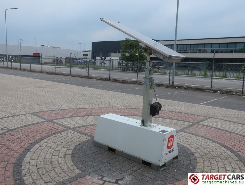 Trime X-Pole 2x25W Led Solar Tower Light - برج إنارة: صورة 2 Trime X-Pole 2x25W Led Solar Tower Light - برج إنارة: صورة 2