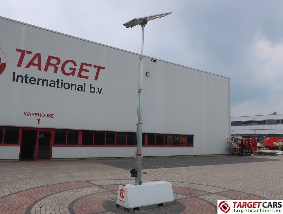 Trime X-Pole Tower Light 2x25W Led Solar Panel - برج إنارة: صورة 5 Trime X-Pole Tower Light 2x25W Led Solar Panel - برج إنارة: صورة 5