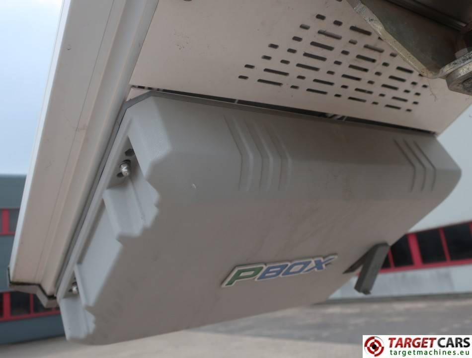 برج إنارة Trime X-Pole Tower Light 2x25W Led Solar Panel: صورة 9 برج إنارة Trime X-Pole Tower Light 2x25W Led Solar Panel: صورة 9