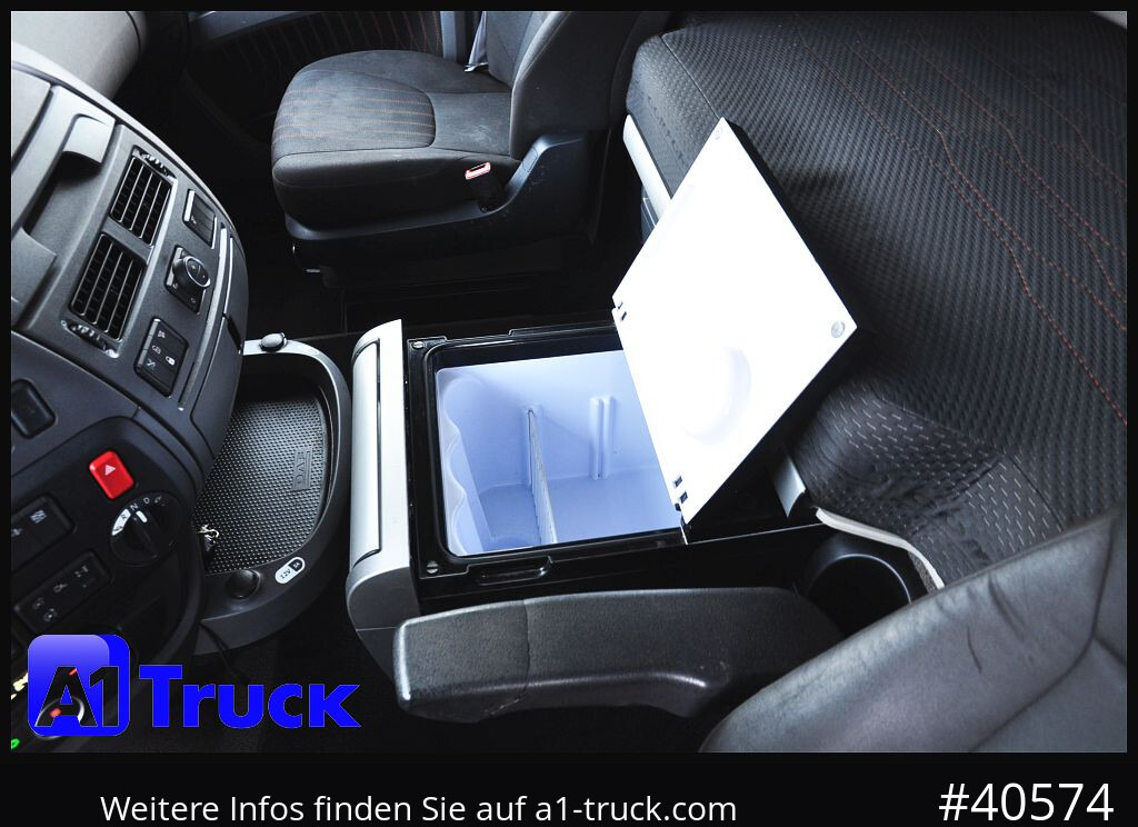 DAF XF 530 SSC, Volumen, vers.Sattelplatte, Intarder, Standklima, - رأس تريلا: صورة 4 DAF XF 530 SSC, Volumen, vers.Sattelplatte, Intarder, Standklima, - رأس تريلا: صورة 4