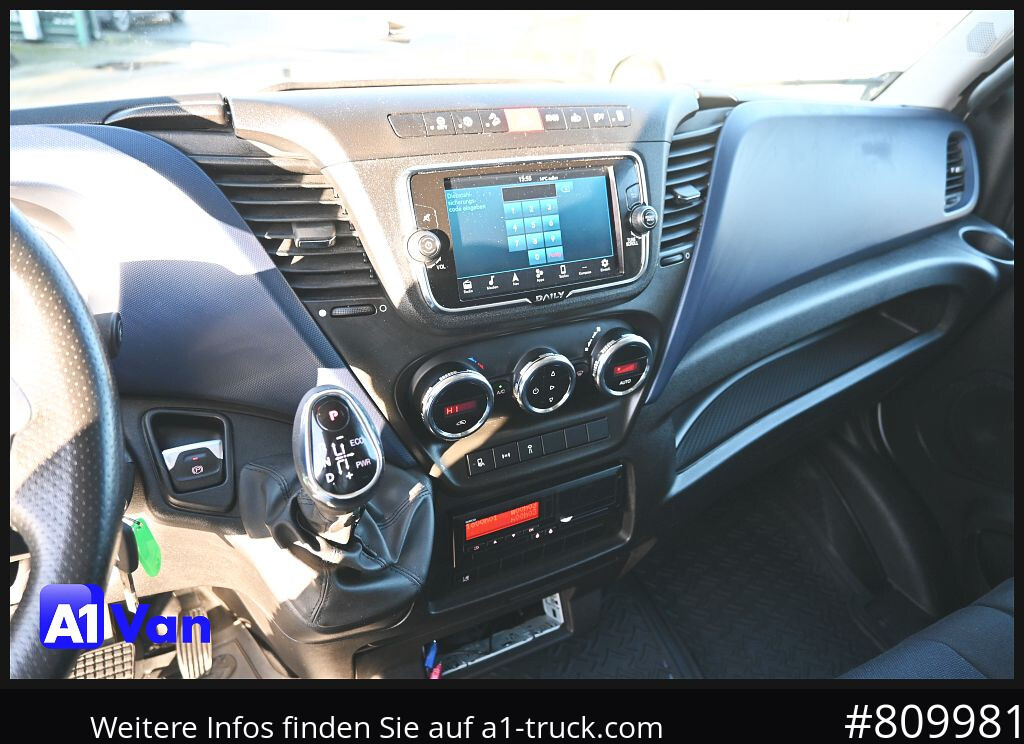 IVECO Daily 72C18 A8V Pritsche/Plane, Tempomat, AHK, Klima - شاحنة توصيل مفتوحة: صورة 4 IVECO Daily 72C18 A8V Pritsche/Plane, Tempomat, AHK, Klima - شاحنة توصيل مفتوحة: صورة 4