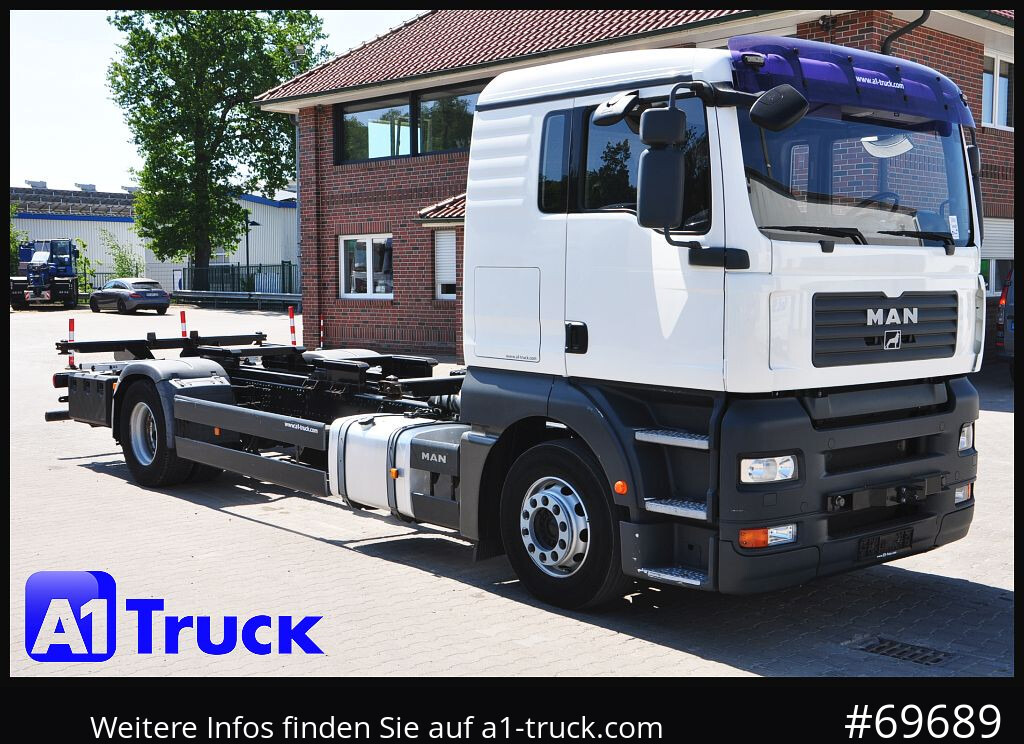 MAN TGA 18,360, BDF, 7,45, 5 Sitzer, 190 tkm - ناقلة حاويات/ شاحنة حاويات: صورة 1 MAN TGA 18,360, BDF, 7,45, 5 Sitzer, 190 tkm - ناقلة حاويات/ شاحنة حاويات: صورة 1