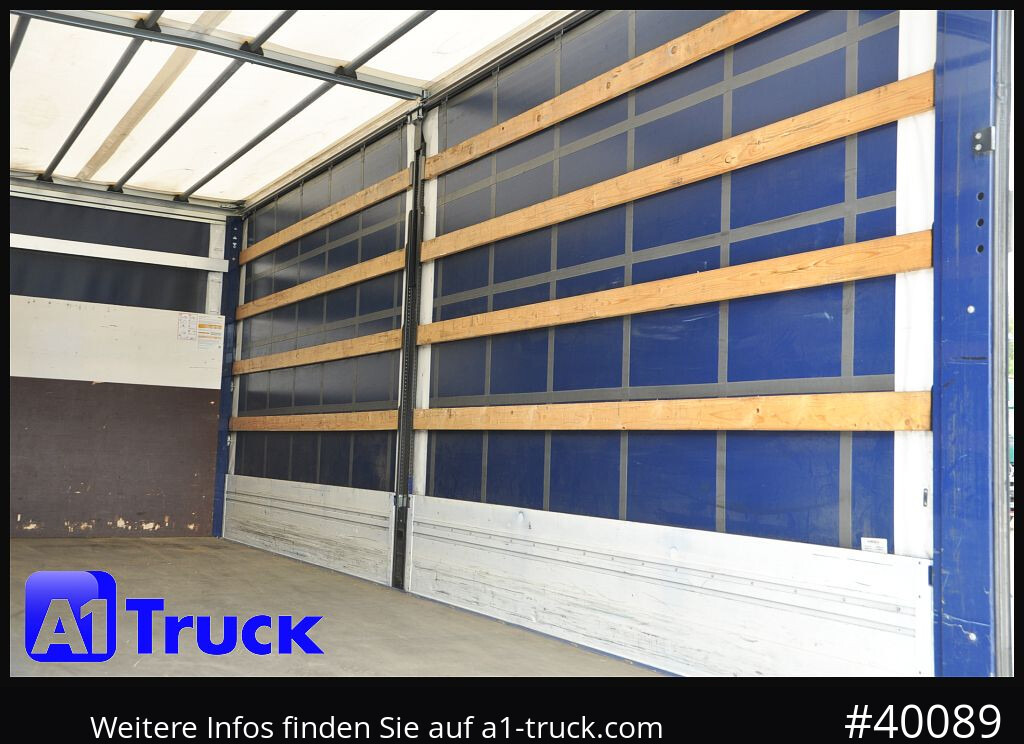 RENAULT D 240, 4x2, Ladebordwand, LBW, guter Zustand - شاحنة ذات ستائر جانبية: صورة 3 RENAULT D 240, 4x2, Ladebordwand, LBW, guter Zustand - شاحنة ذات ستائر جانبية: صورة 3