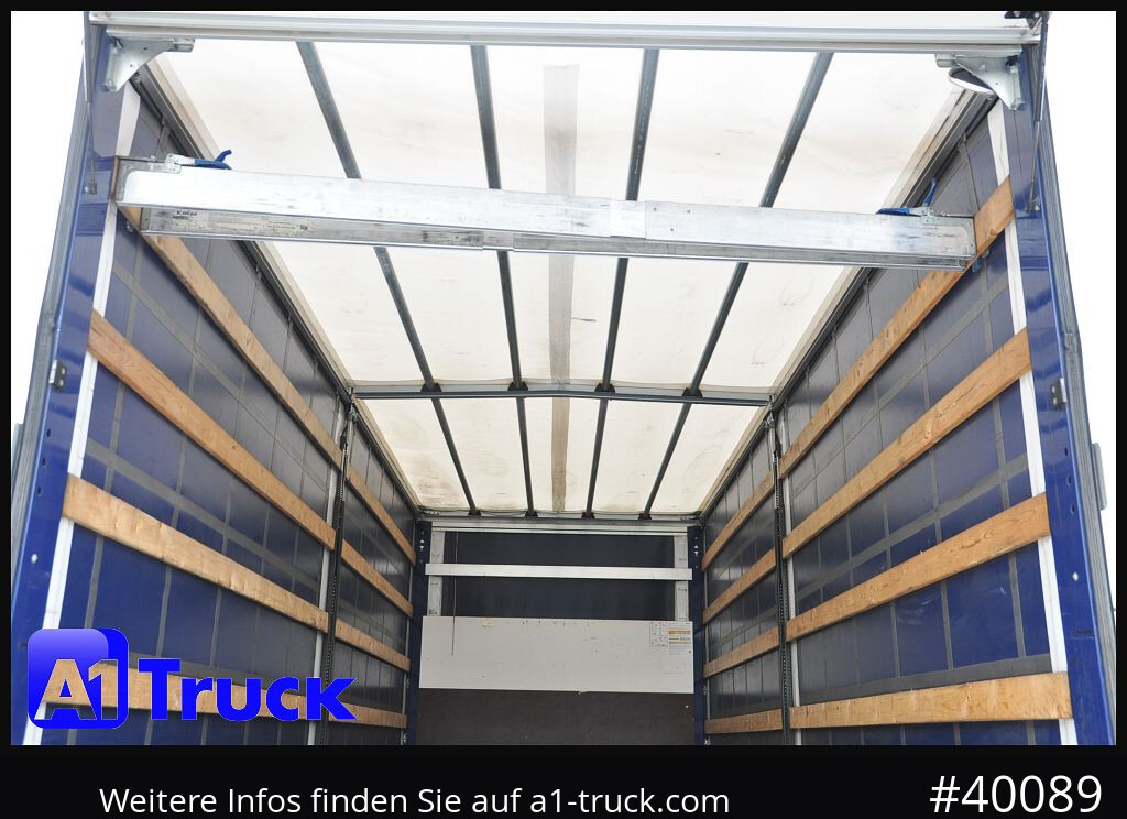 RENAULT D 240, 4x2, Ladebordwand, LBW, guter Zustand - شاحنة ذات ستائر جانبية: صورة 4 RENAULT D 240, 4x2, Ladebordwand, LBW, guter Zustand - شاحنة ذات ستائر جانبية: صورة 4