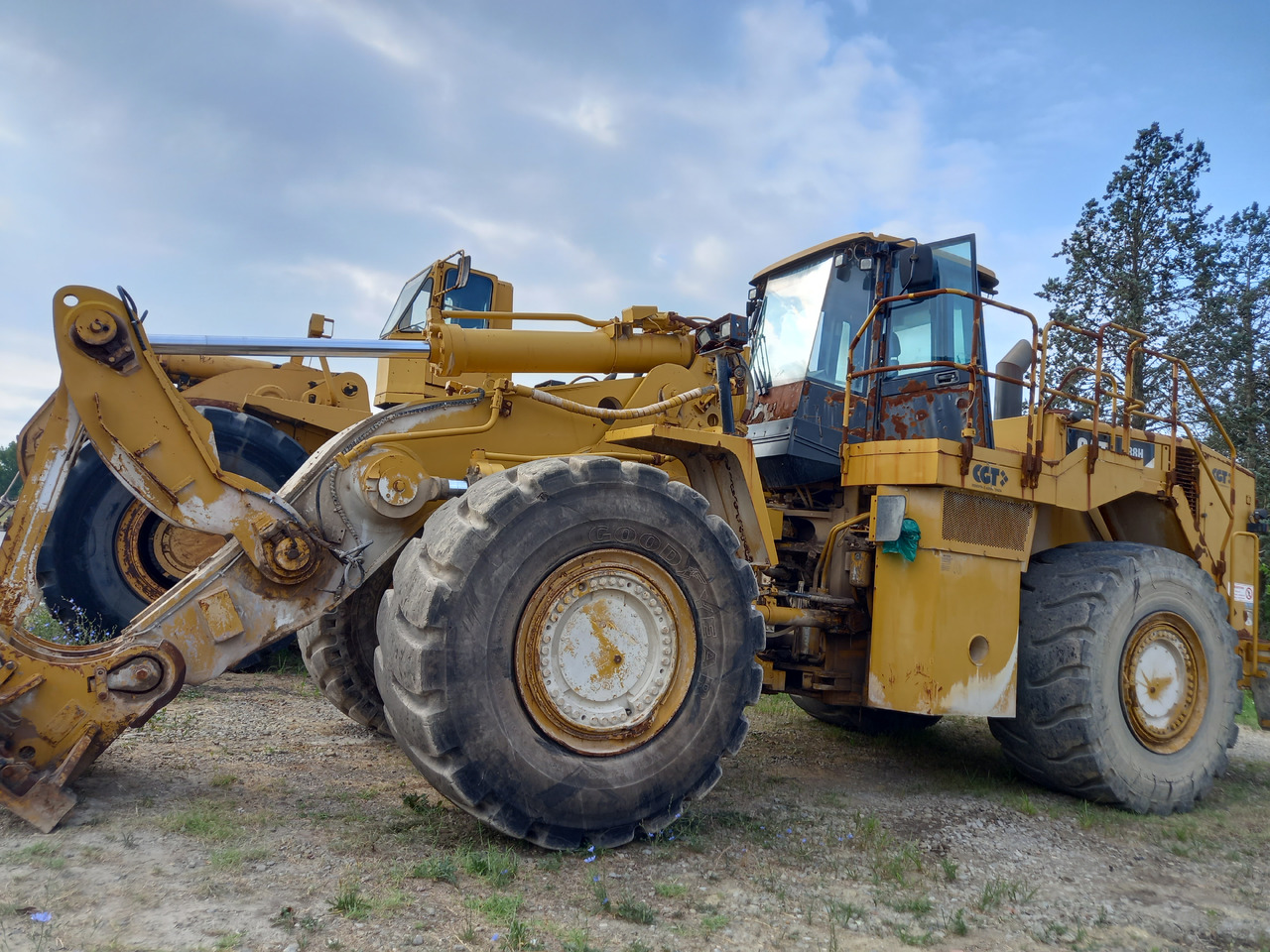 Caterpillar 988H Pala gommata 988H in buone condizione. - اللودر بعجل: صورة 5 Caterpillar 988H Pala gommata 988H in buone condizione. - اللودر بعجل: صورة 5