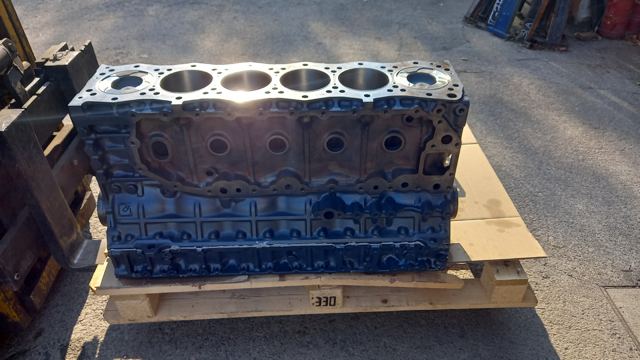 ISUZU 6UZ1 Long Block revisionato composto da monoblocco , albero motore, testa. - محرك - آلات الإنشاء: صورة 2 ISUZU 6UZ1 Long Block revisionato composto da monoblocco , albero motore, testa. - محرك - آلات الإنشاء: صورة 2