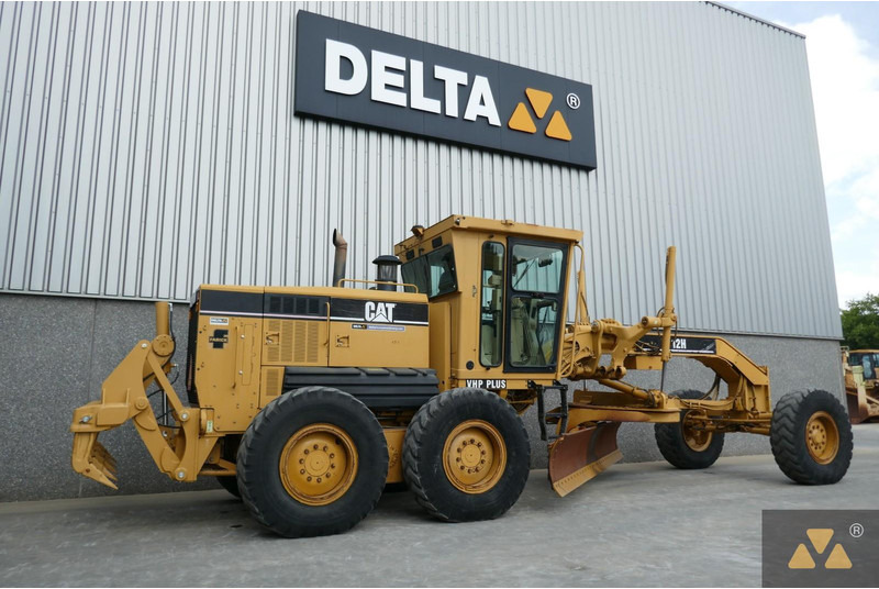 Caterpillar 12H - ماكينة تسوية: صورة 5 Caterpillar 12H - ماكينة تسوية: صورة 5
