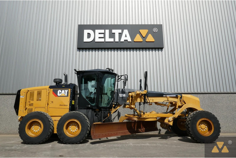 Caterpillar 12M3 - ماكينة تسوية: صورة 2 Caterpillar 12M3 - ماكينة تسوية: صورة 2