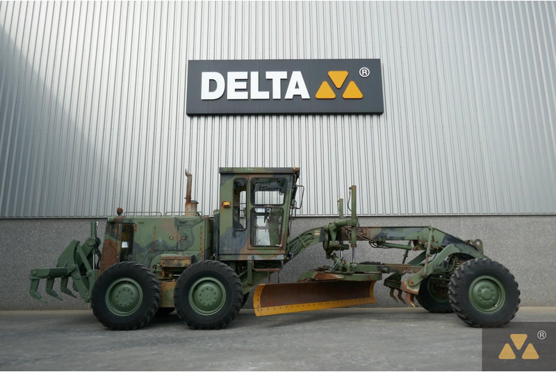 Caterpillar 130G Ex- - ماكينة تسوية: صورة 2 Caterpillar 130G Ex- - ماكينة تسوية: صورة 2