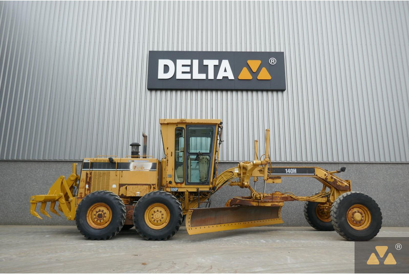 Caterpillar 140H - ماكينة تسوية: صورة 2 Caterpillar 140H - ماكينة تسوية: صورة 2