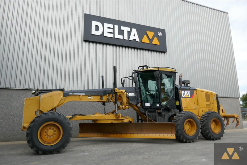 Caterpillar 140M2 - ماكينة تسوية: صورة 4 Caterpillar 140M2 - ماكينة تسوية: صورة 4