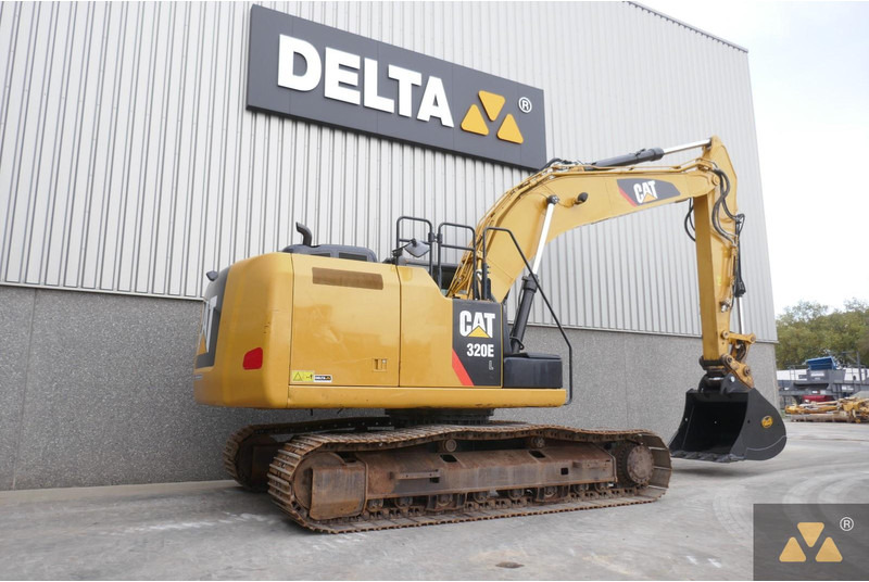 Caterpillar 320EL - حفار زاحف: صورة 5 Caterpillar 320EL - حفار زاحف: صورة 5