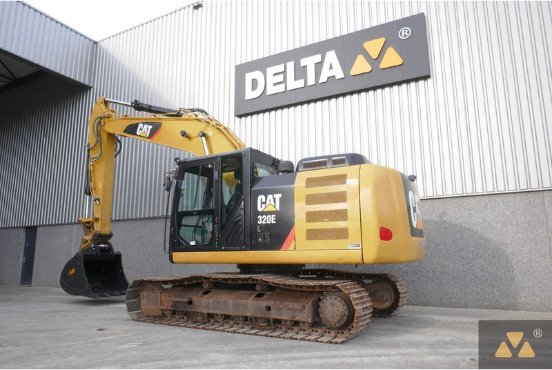 Caterpillar 320EL - حفار زاحف: صورة 4 Caterpillar 320EL - حفار زاحف: صورة 4