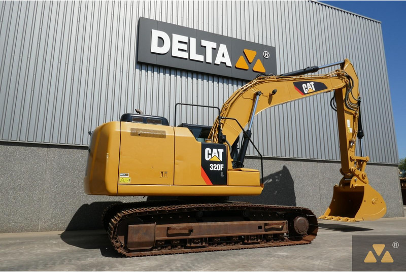 Caterpillar 320FL - حفار زاحف: صورة 5 Caterpillar 320FL - حفار زاحف: صورة 5
