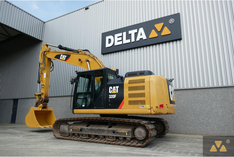 Caterpillar 320FL - حفار زاحف: صورة 4 Caterpillar 320FL - حفار زاحف: صورة 4