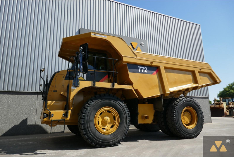 Caterpillar 772 - شاحنة قلابة صلبة/ شاحنة صخور: صورة 3 Caterpillar 772 - شاحنة قلابة صلبة/ شاحنة صخور: صورة 3