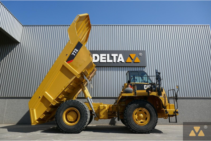 Caterpillar 772 - شاحنة قلابة صلبة/ شاحنة صخور: صورة 2 Caterpillar 772 - شاحنة قلابة صلبة/ شاحنة صخور: صورة 2