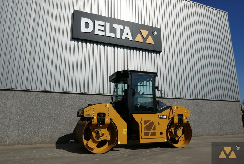 Caterpillar CB10 - مدحلة: صورة 5 Caterpillar CB10 - مدحلة: صورة 5