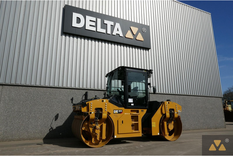 Caterpillar CB10 - مدحلة: صورة 4 Caterpillar CB10 - مدحلة: صورة 4