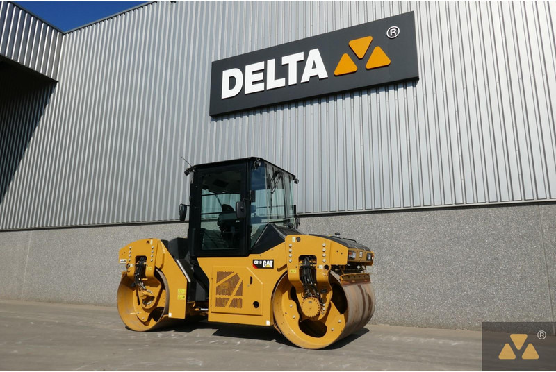 Caterpillar CB10 - مدحلة: صورة 3 Caterpillar CB10 - مدحلة: صورة 3