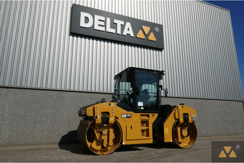 Caterpillar CB10 - مدحلة: صورة 4 Caterpillar CB10 - مدحلة: صورة 4