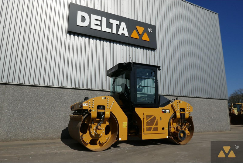 Caterpillar CB13 - مدحلة: صورة 5 Caterpillar CB13 - مدحلة: صورة 5