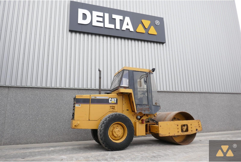 Caterpillar CS433C - مدحلة: صورة 5 Caterpillar CS433C - مدحلة: صورة 5