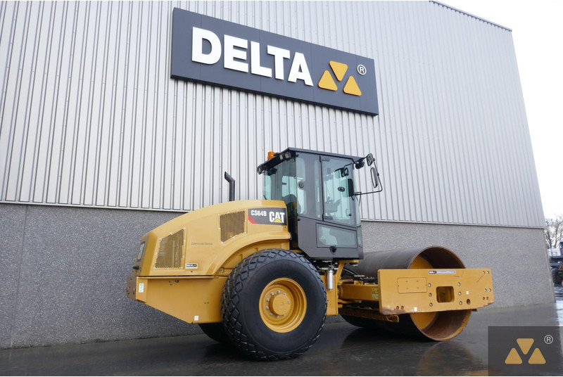 Caterpillar CS64B - مدحلة: صورة 5 Caterpillar CS64B - مدحلة: صورة 5