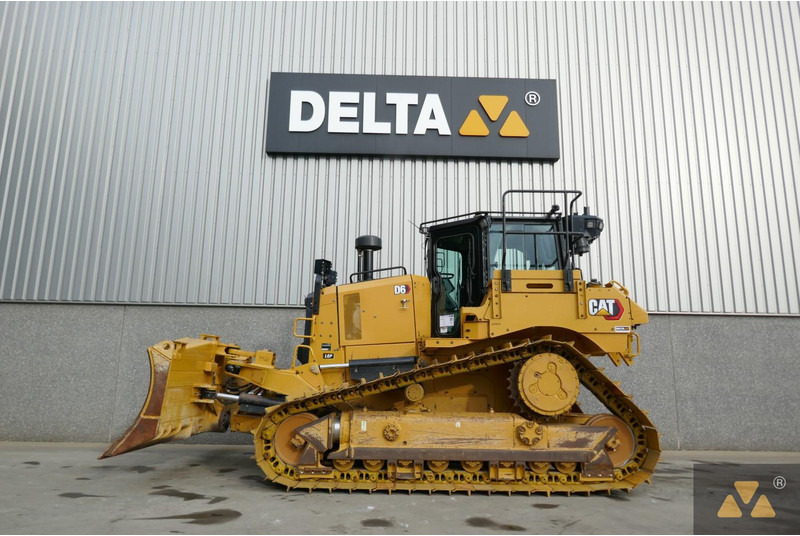 Caterpillar D6 LGP - بلدوزر: صورة 1 Caterpillar D6 LGP - بلدوزر: صورة 1