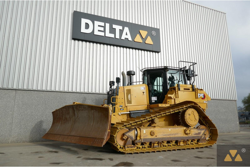 Caterpillar D6 LGP - بلدوزر: صورة 4 Caterpillar D6 LGP - بلدوزر: صورة 4