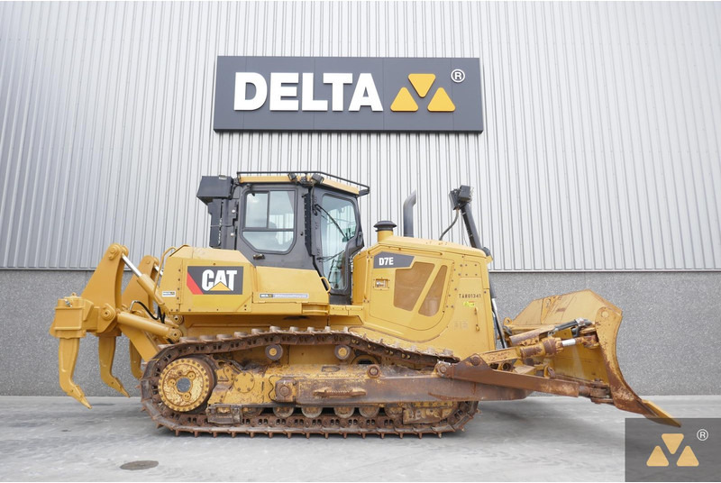 Caterpillar D7E - بلدوزر: صورة 2 Caterpillar D7E - بلدوزر: صورة 2