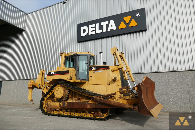 Caterpillar D7R XR Series II - بلدوزر: صورة 3 Caterpillar D7R XR Series II - بلدوزر: صورة 3
