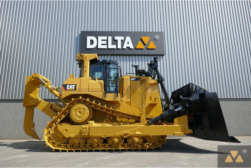 Caterpillar D9T - بلدوزر: صورة 2 Caterpillar D9T - بلدوزر: صورة 2