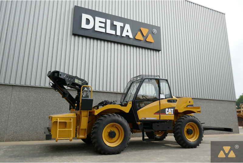 Caterpillar TH360B Welding Tractor - آلات الإنشاء: صورة 4 Caterpillar TH360B Welding Tractor - آلات الإنشاء: صورة 4