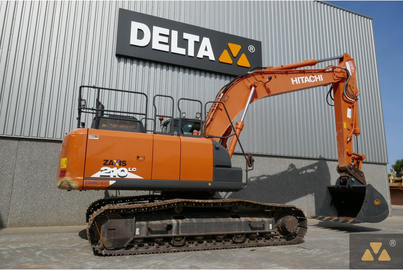 Hitachi ZX210LC-6 - حفار زاحف: صورة 5 Hitachi ZX210LC-6 - حفار زاحف: صورة 5